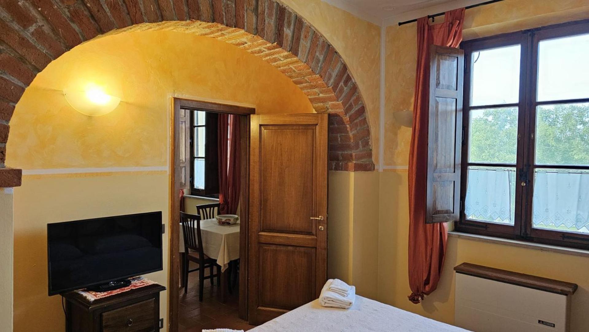 Hostal I Chiari Acquaviva  Exterior foto