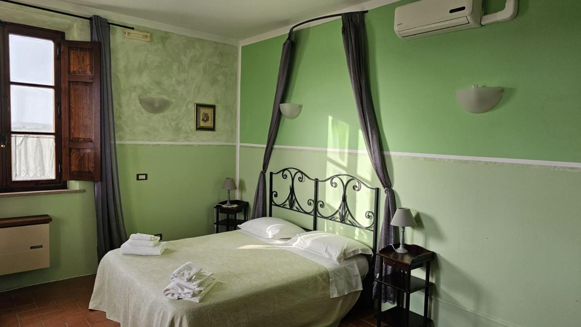 Hostal I Chiari Acquaviva  Exterior foto
