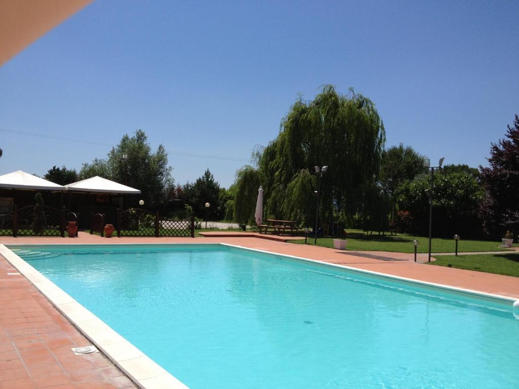 Hostal I Chiari Acquaviva  Exterior foto